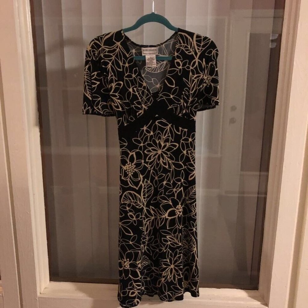 Karin Stevens Womens A Line Dress Black Beige Floral Stretch Tie Back V Neck 8